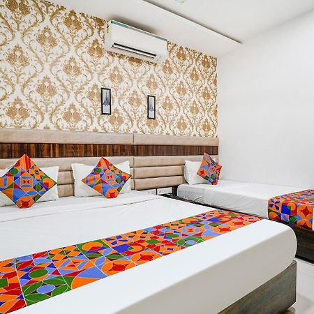 Fabhotel Elvis Inn - Nr Mumbai International Airport Exteriör bild
