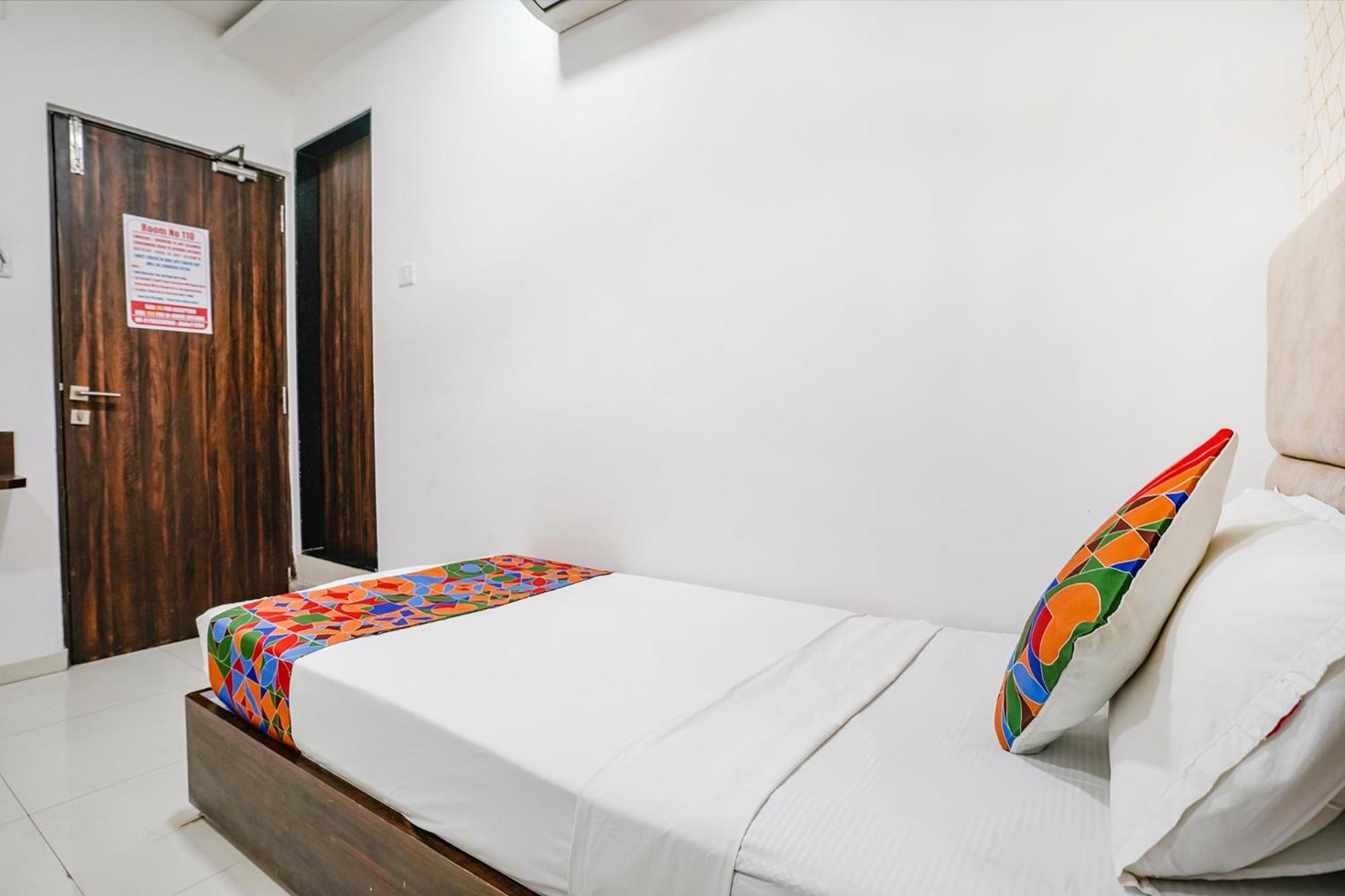 Fabhotel Elvis Inn - Nr Mumbai International Airport Exteriör bild
